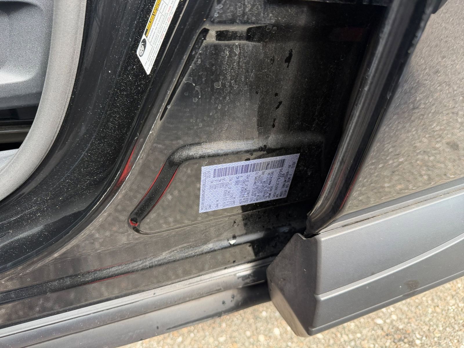 Used 2025 Nissan Rogue SV FWD image 31
