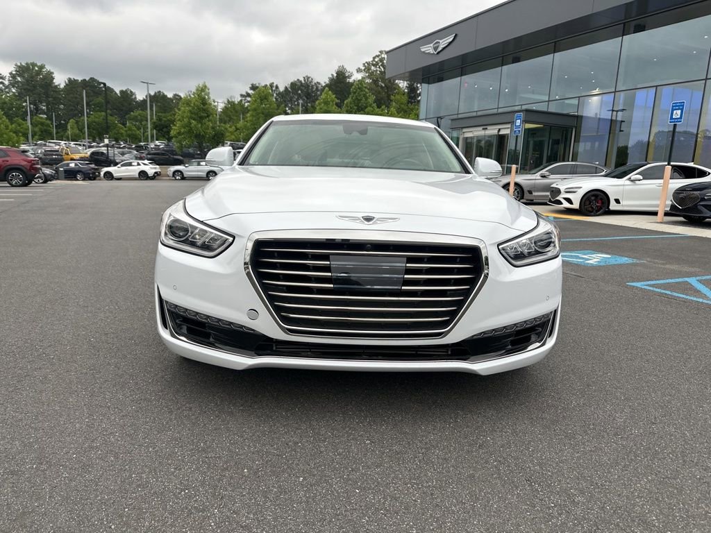 Used 2019 Genesis G90 3.3T Premium RWD image 2