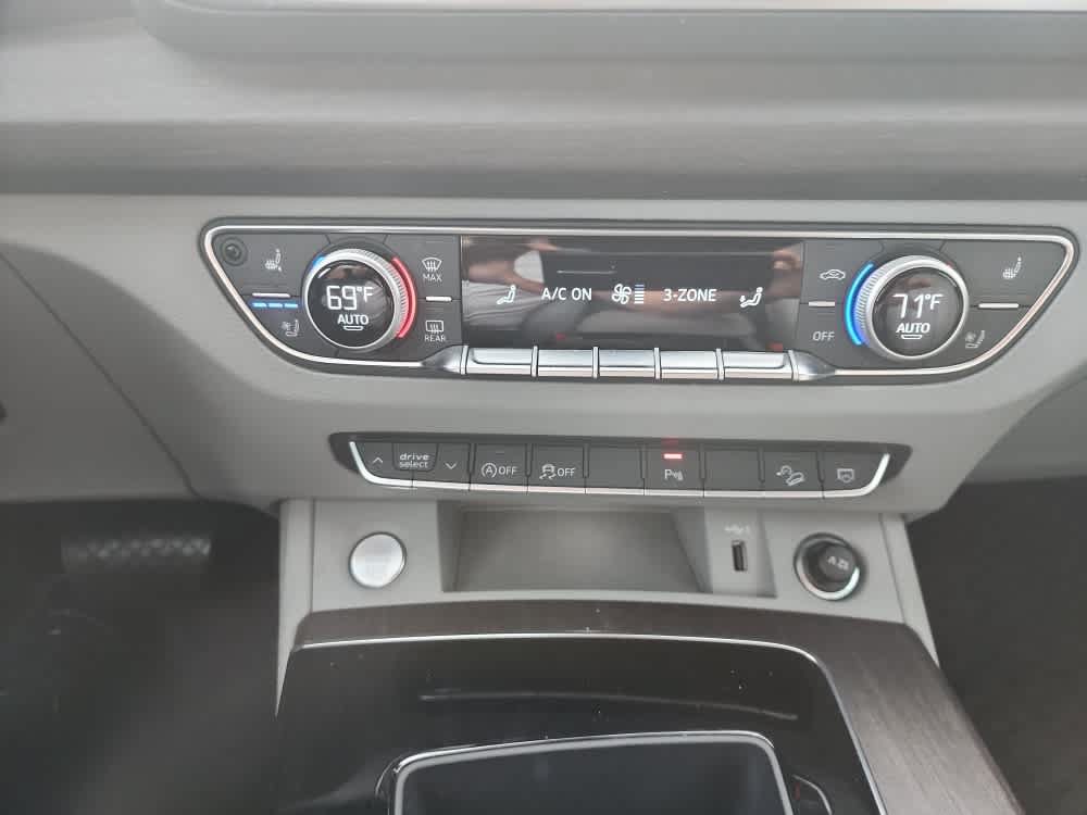 Certified 2023 Audi Q5 2.0T Premium Plus w/ Premium Plus Package AWD/4WD image 9