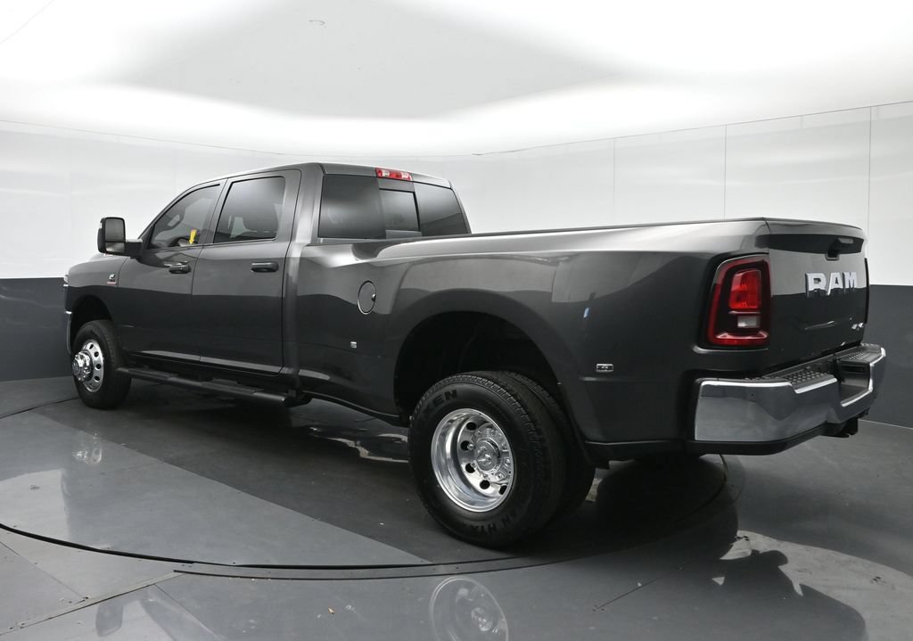 Used 2025 RAM 3500 Tradesman AWD/4WD image 5