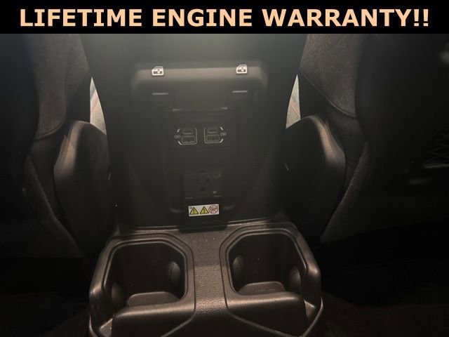 Used 2025 Jeep Wrangler Unlimited Rubicon AWD/4WD image 27