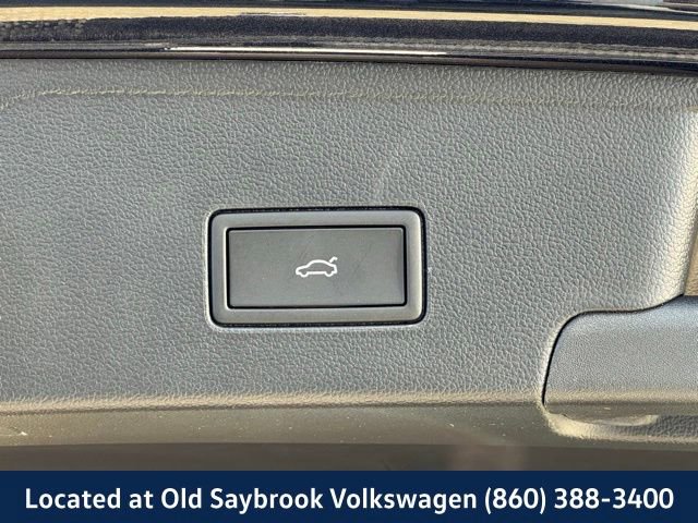 New 2025 Volkswagen Atlas Cross Sport SEL Premium R-Line image 21
