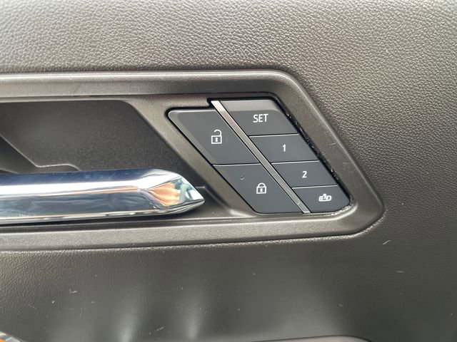 Used 2024 GMC Canyon Denali AWD/4WD image 26