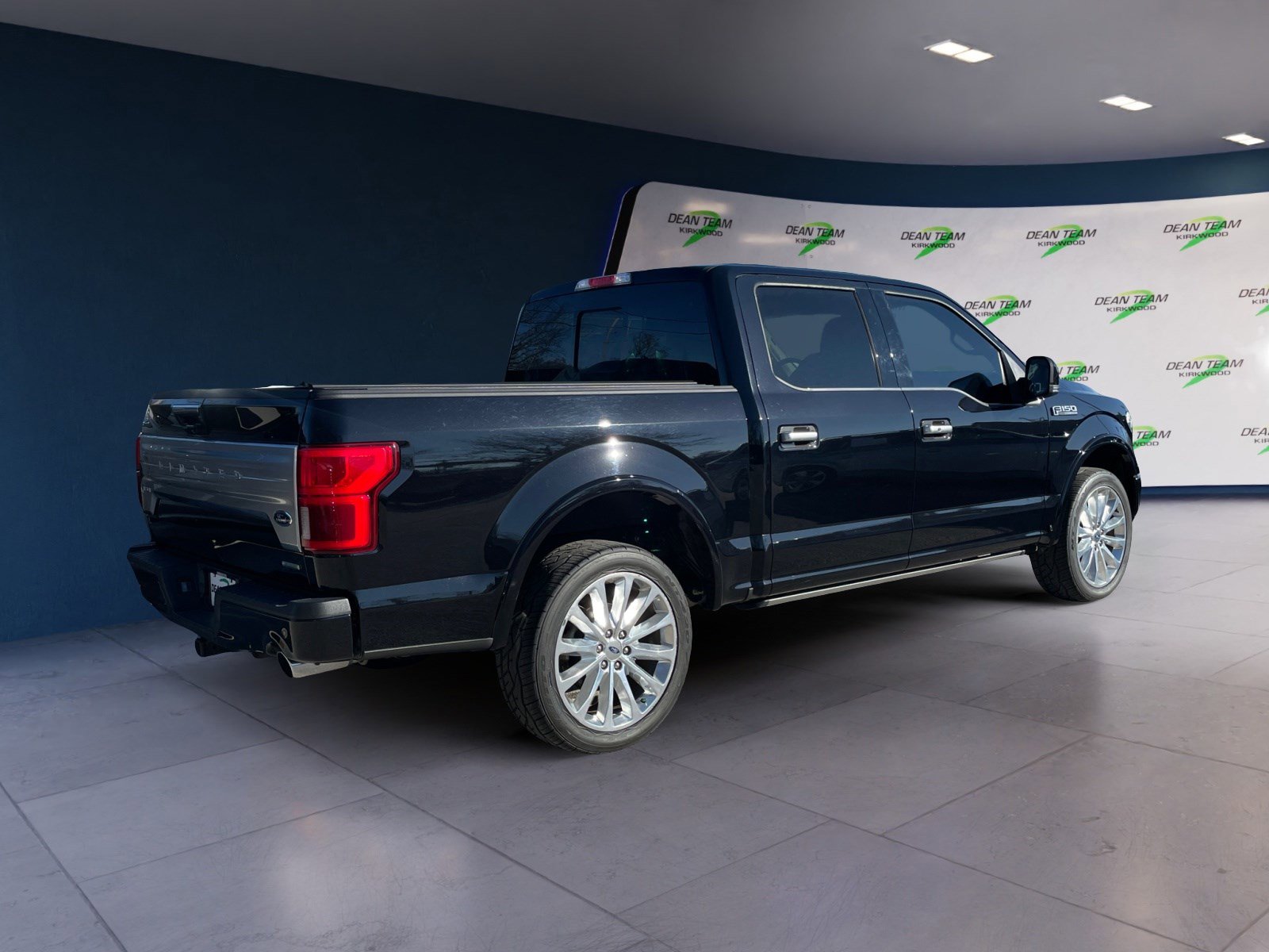 Used 2019 Ford F150 Limited image 3