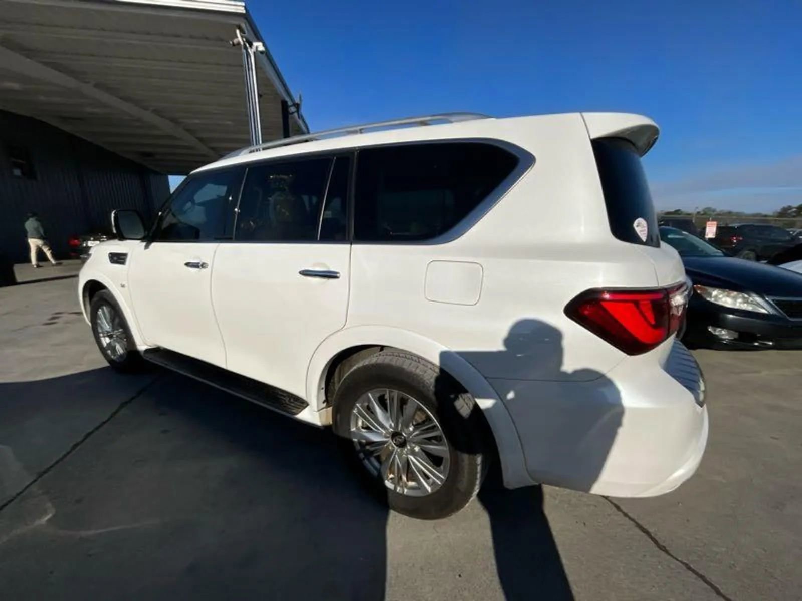 Used 2019 INFINITI QX80 Luxe w/ Cargo Package image 7