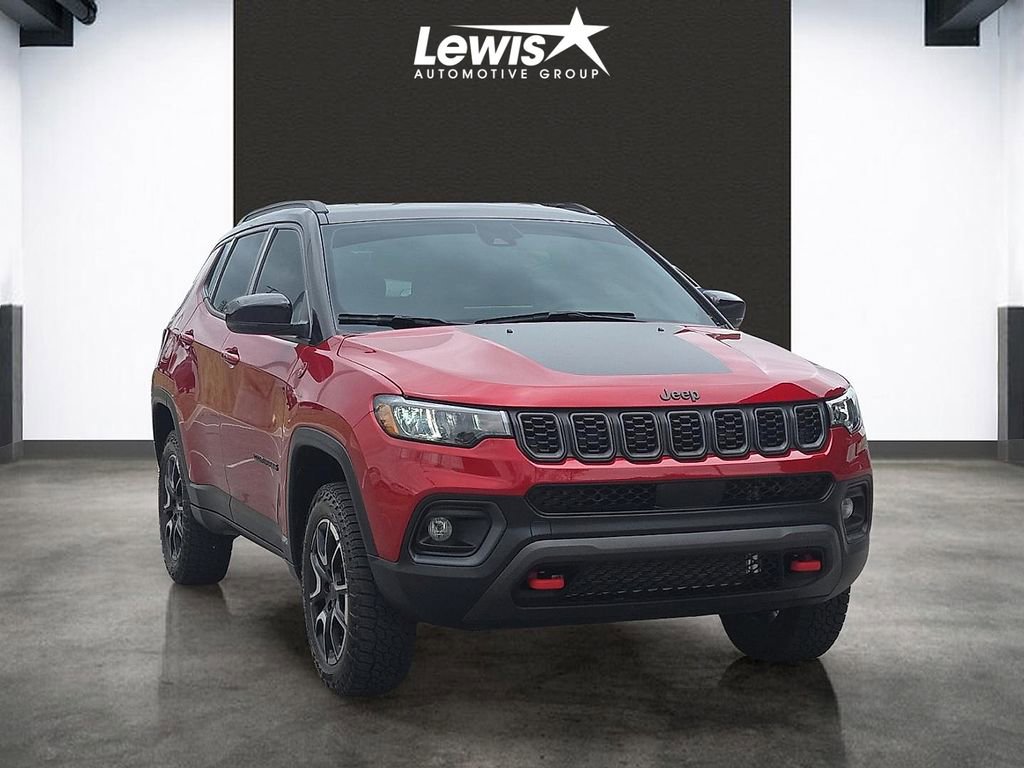 Used 2025 Jeep Compass Trailhawk AWD/4WD image 6