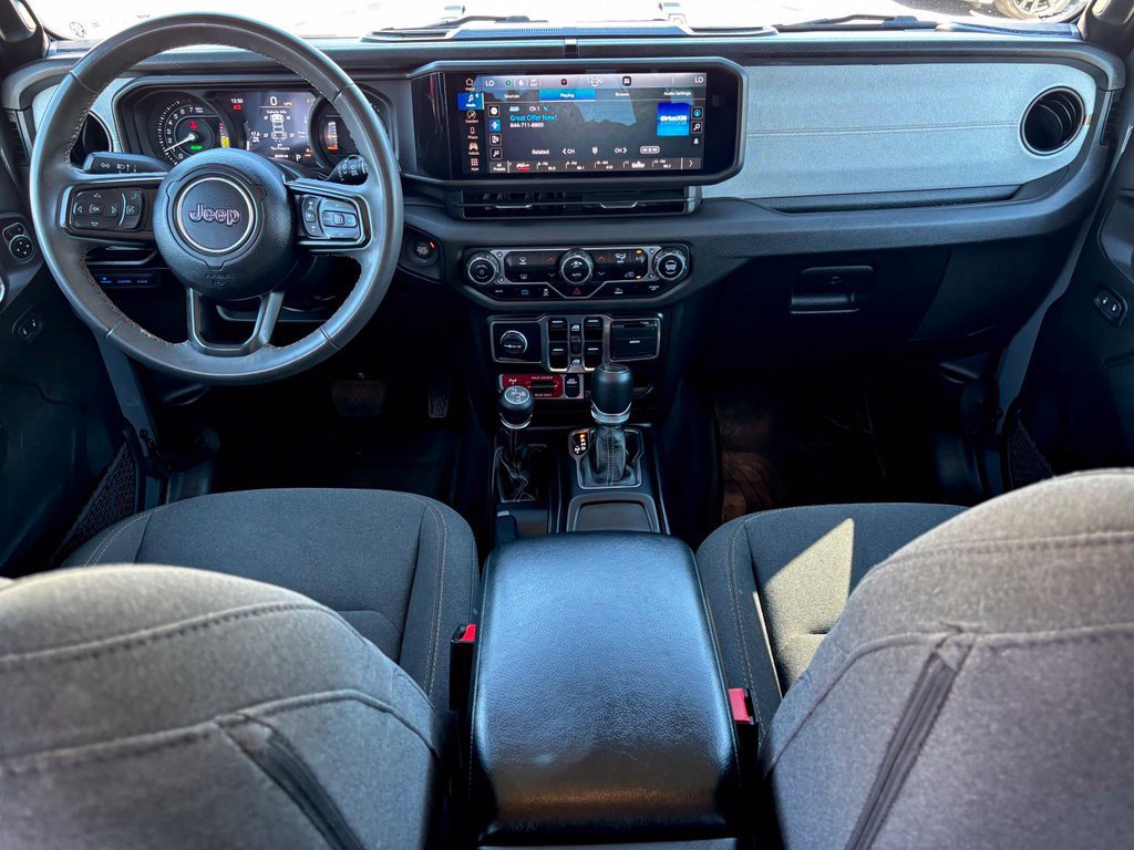 Used 2024 Jeep Wrangler Unlimited AWD/4WD image 19