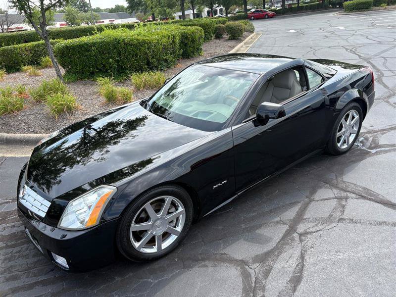 Used 2005 Cadillac XLR RWD image 38