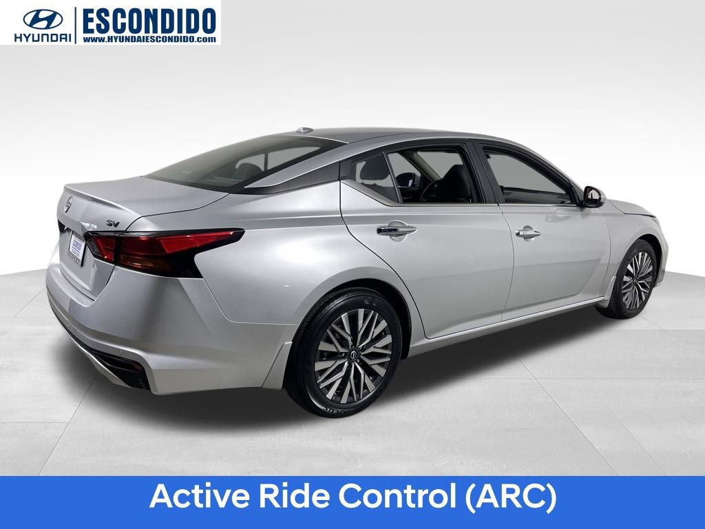 Used 2024 Nissan Altima 2.5 SV w/ SV Premium Package image 5