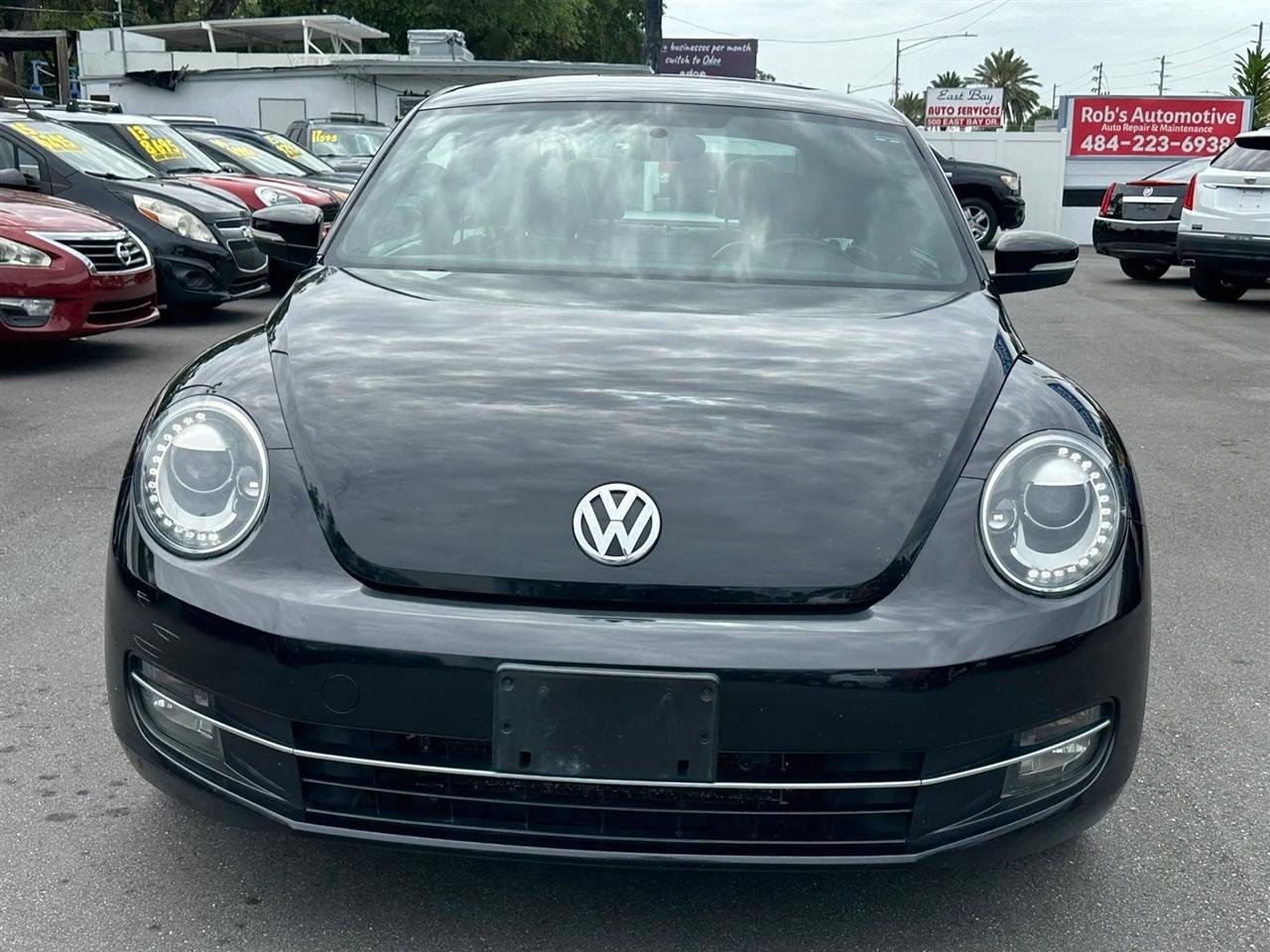 Used 2012 Volkswagen Beetle 2.0T FWD image 4