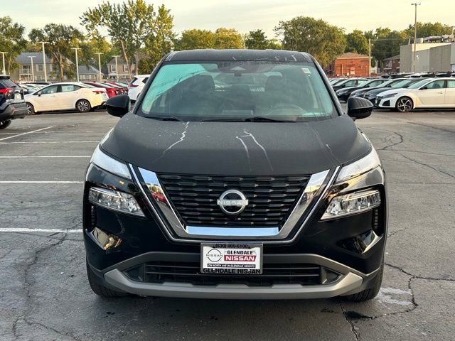 Certified 2023 Nissan Rogue SV AWD/4WD image 2