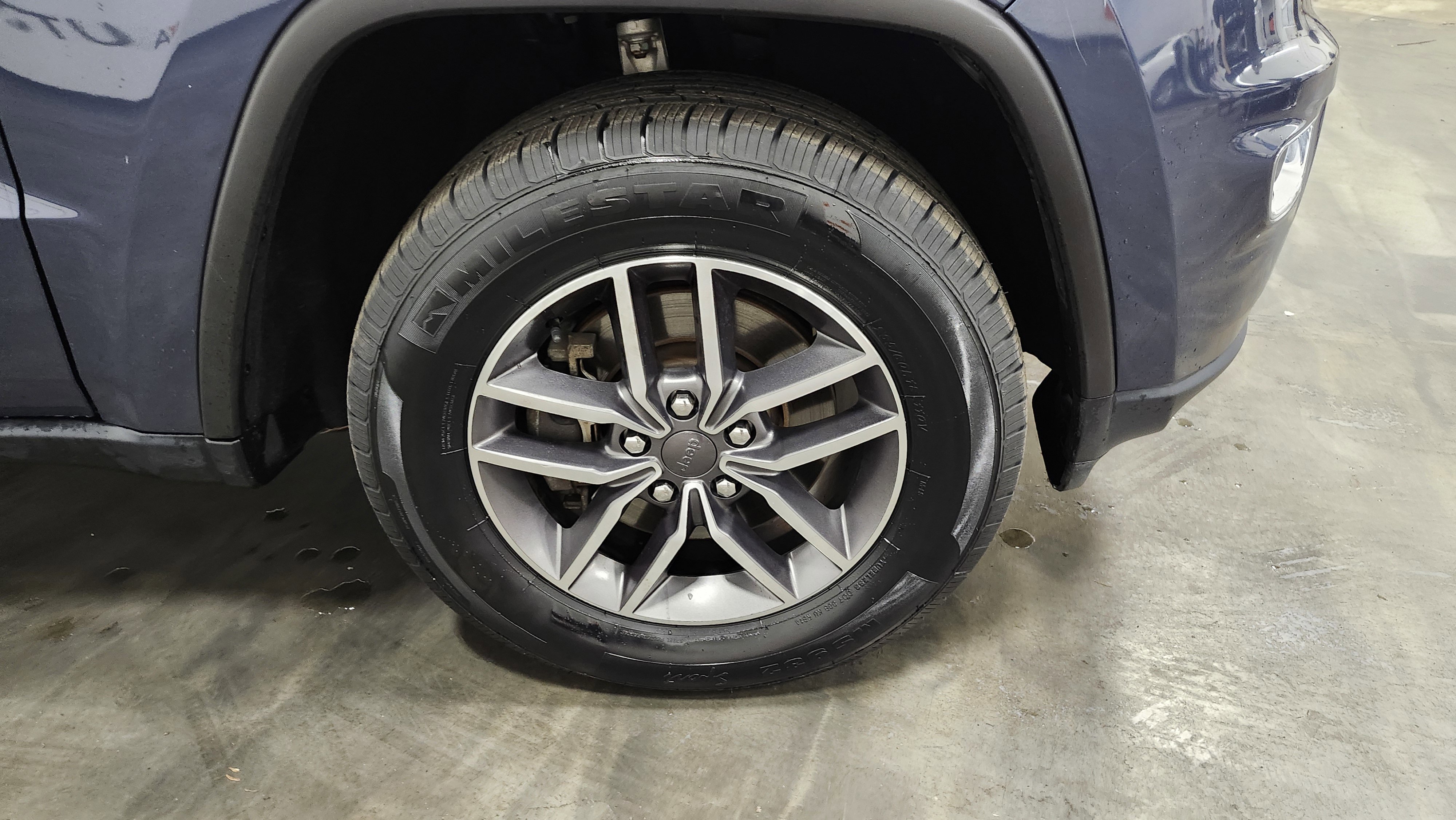 Used 2021 Jeep Grand Cherokee Limited w/ Premium Lighting Group image 14