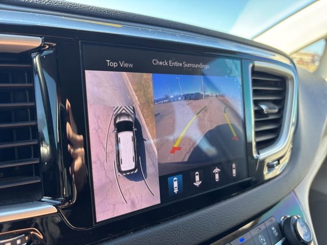 Used 2020 Chrysler Pacifica Touring w/ Advanced Safetytec Group image 40