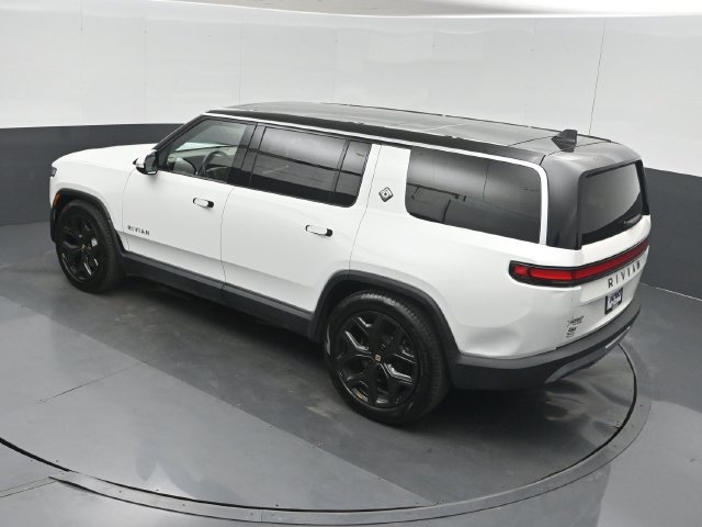 Used 2023 Rivian R1S Adventure Dual AWD/4WD image 49