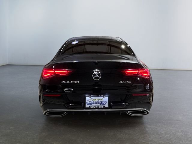Used 2021 Mercedes-Benz CLA 250 4MATIC image 4