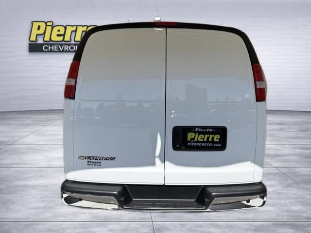 New 2026 Chevrolet Express 2500 w/ Driver Convenience Package RWD image 3