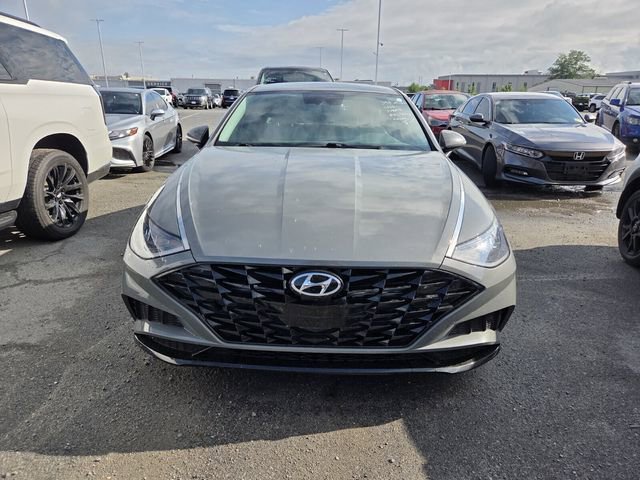 Used 2023 Hyundai Sonata SEL w/ Preferred Accessory Package FWD image 2