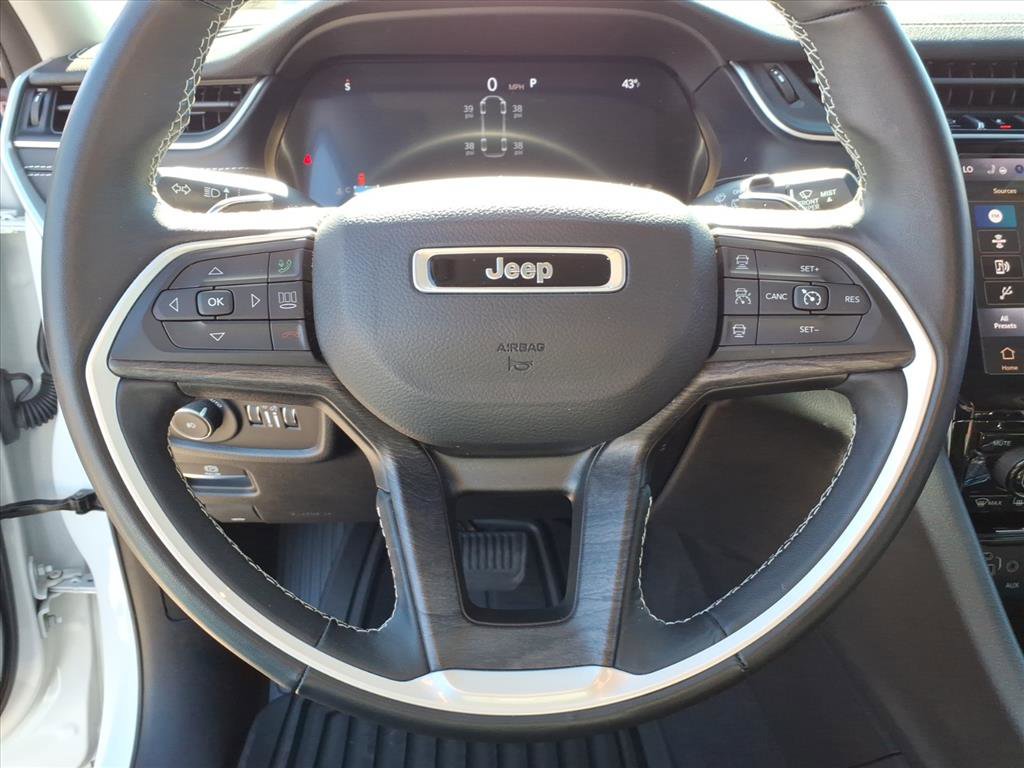 Used 2022 Jeep Grand Cherokee L Limited w/ Trailer Tow Group (B) image 18