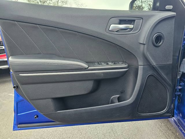 Used 2021 Dodge Charger SXT w/ Driver Convenience Group image 21