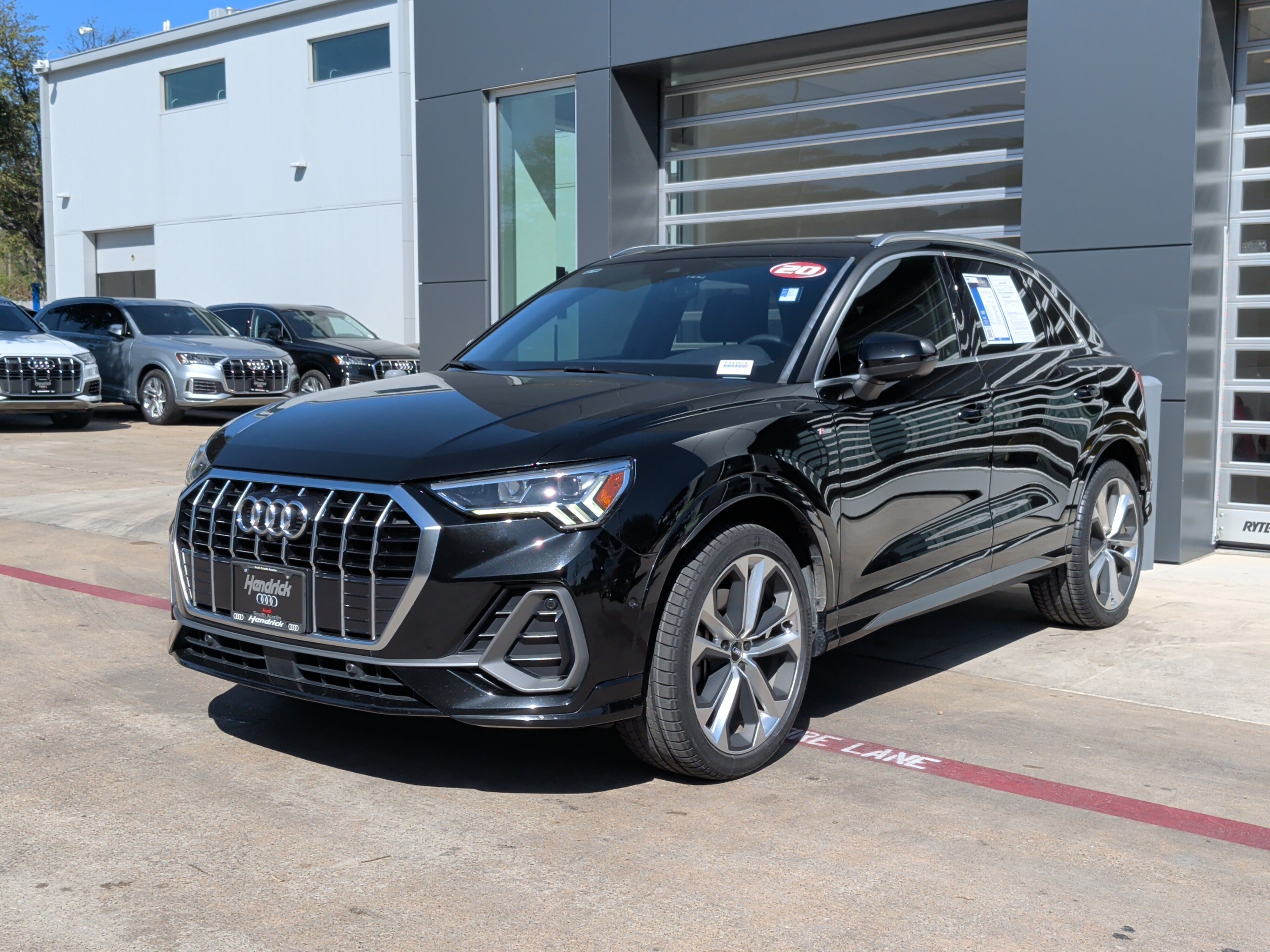 Used 2020 Audi Q3 2.0T Prestige w/ Prestige Package image 5