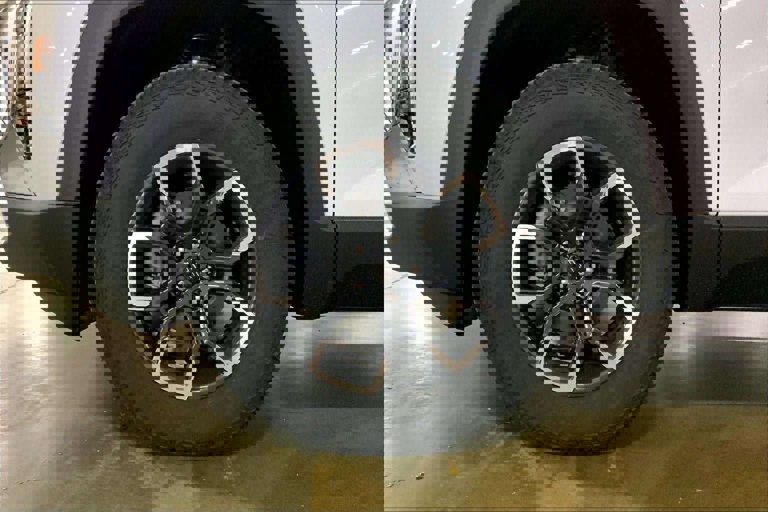 New 2026 Chevrolet Equinox ACTIV w/ Convenience Package III image 11