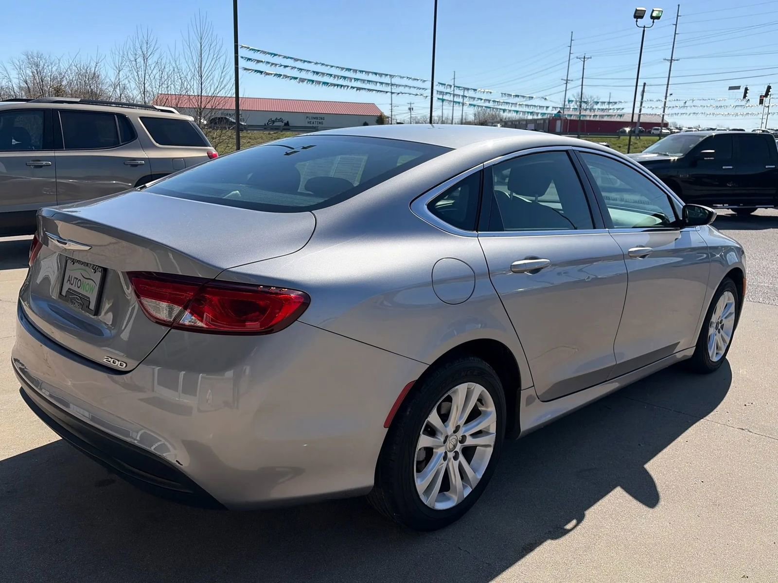 Used 2016 Chrysler 200 LX image 7