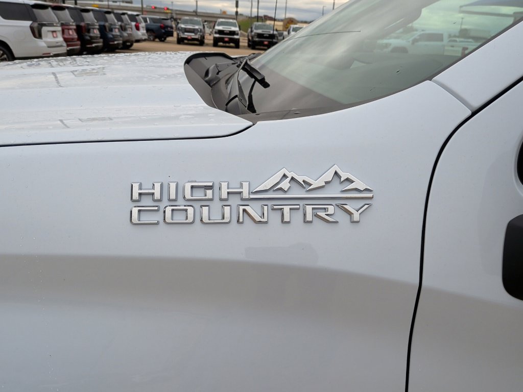 New 2026 Chevrolet Silverado 1500 High Country w/ Technology Package AWD/4WD image 49