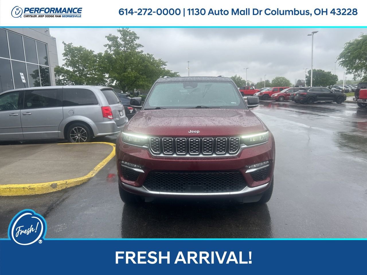 Used 2022 Jeep Grand Cherokee Summit w/ Luxury Tech Group V AWD/4WD image 9