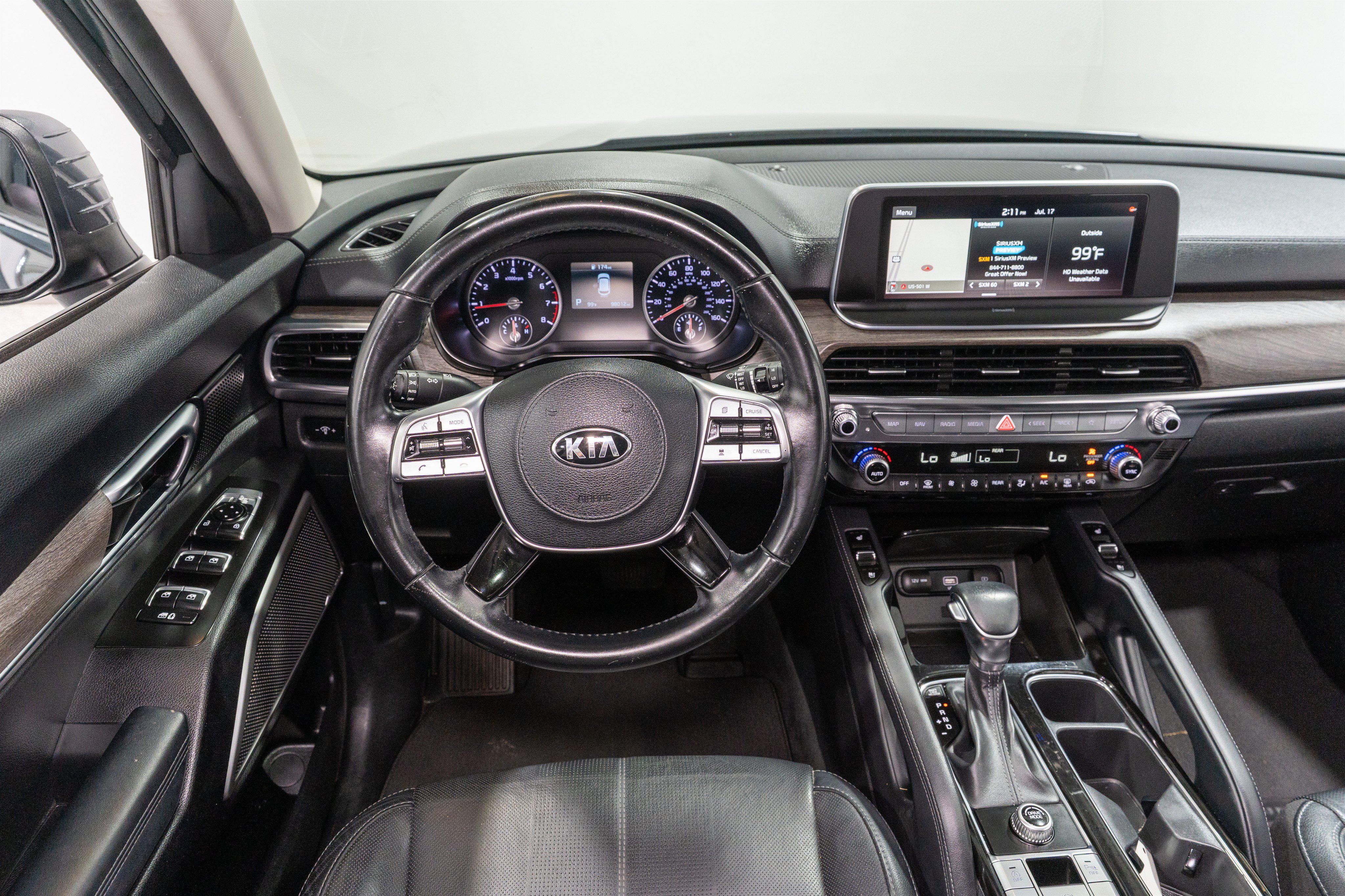 Used 2020 Kia Telluride EX w/ Towing Package FWD image 9