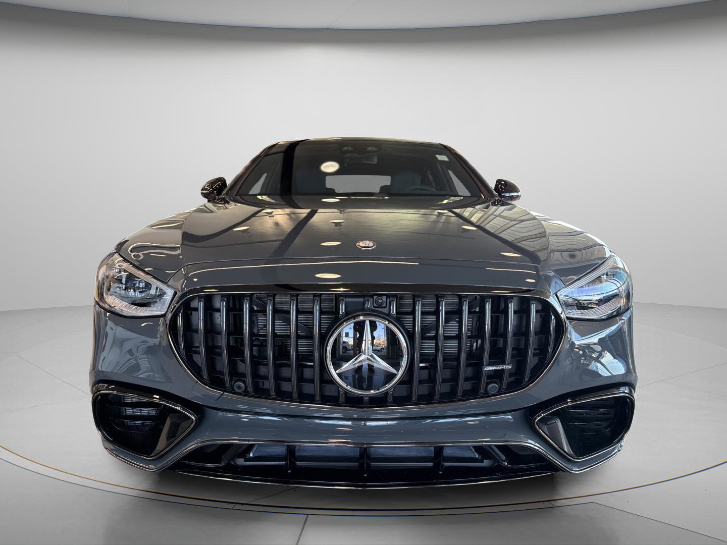 New 2026 Mercedes-Benz S 63 AMG S image 4
