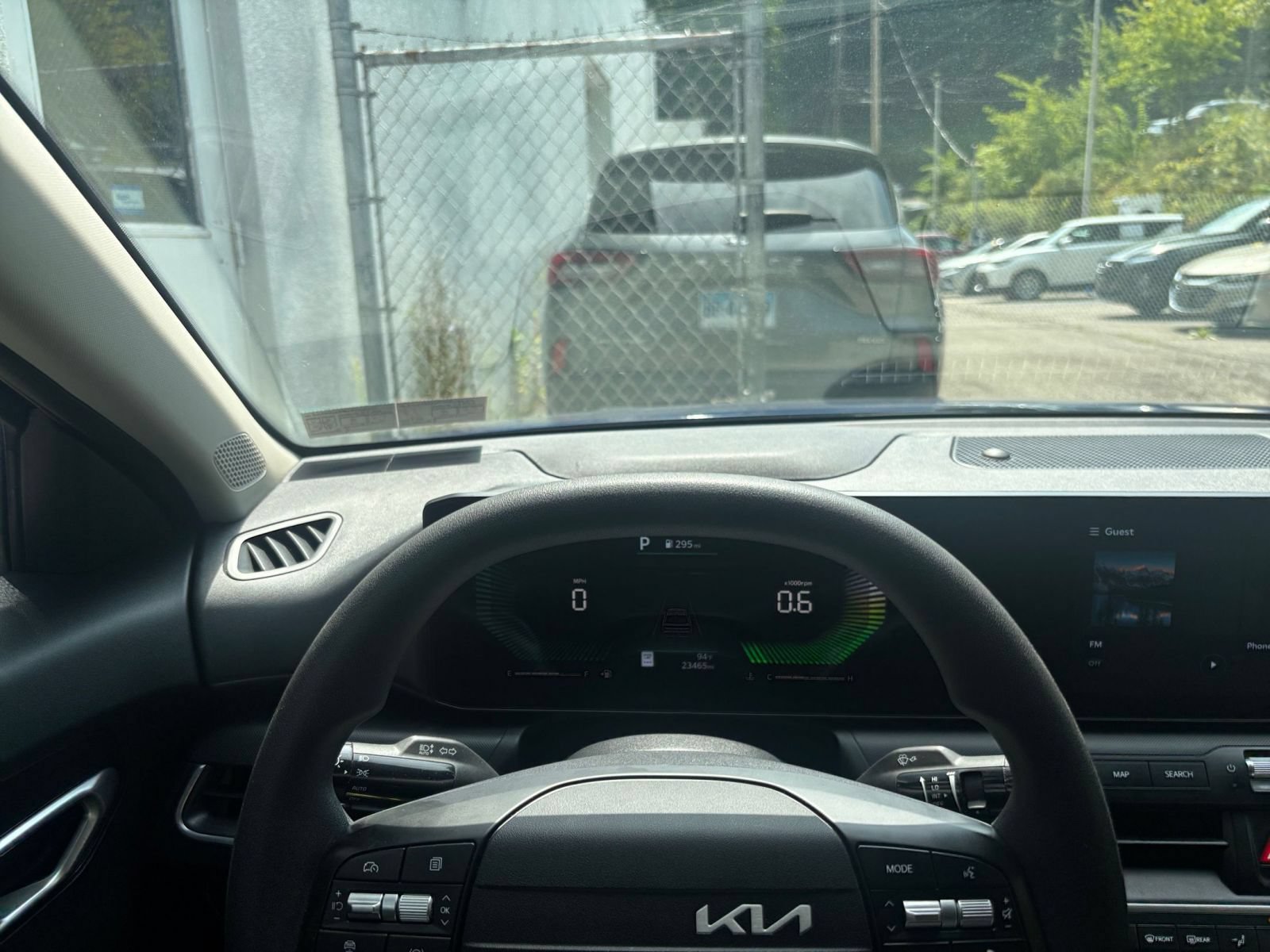 Used 2025 Kia K4 FWD image 32