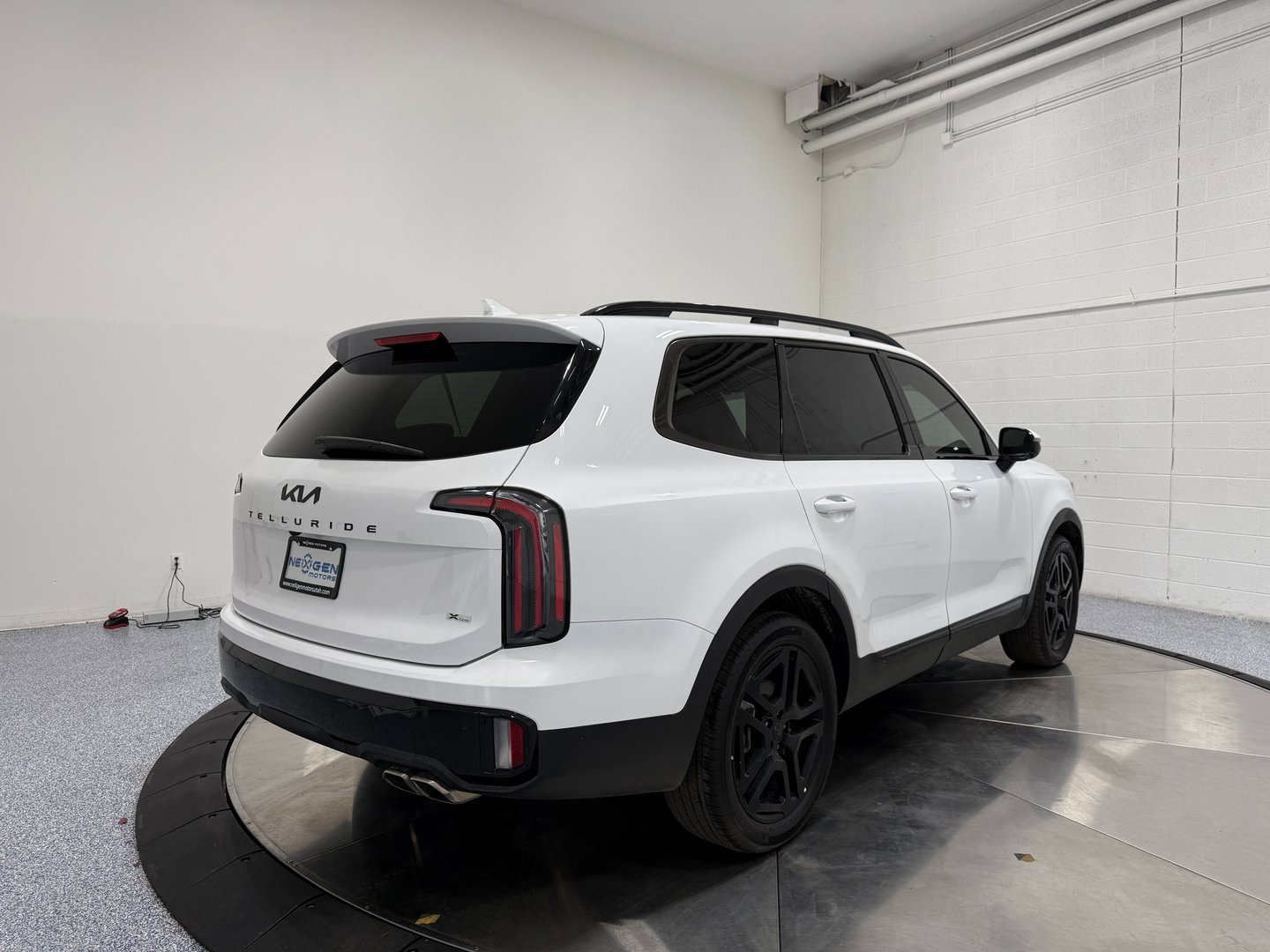 Used 2025 Kia Telluride SX X-Line image 7