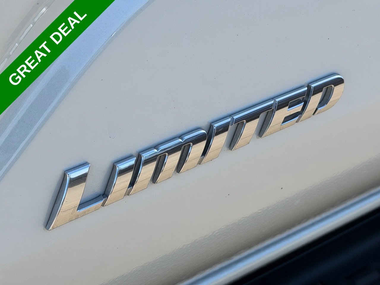 Used 2026 Toyota 4Runner Limited AWD/4WD image 16