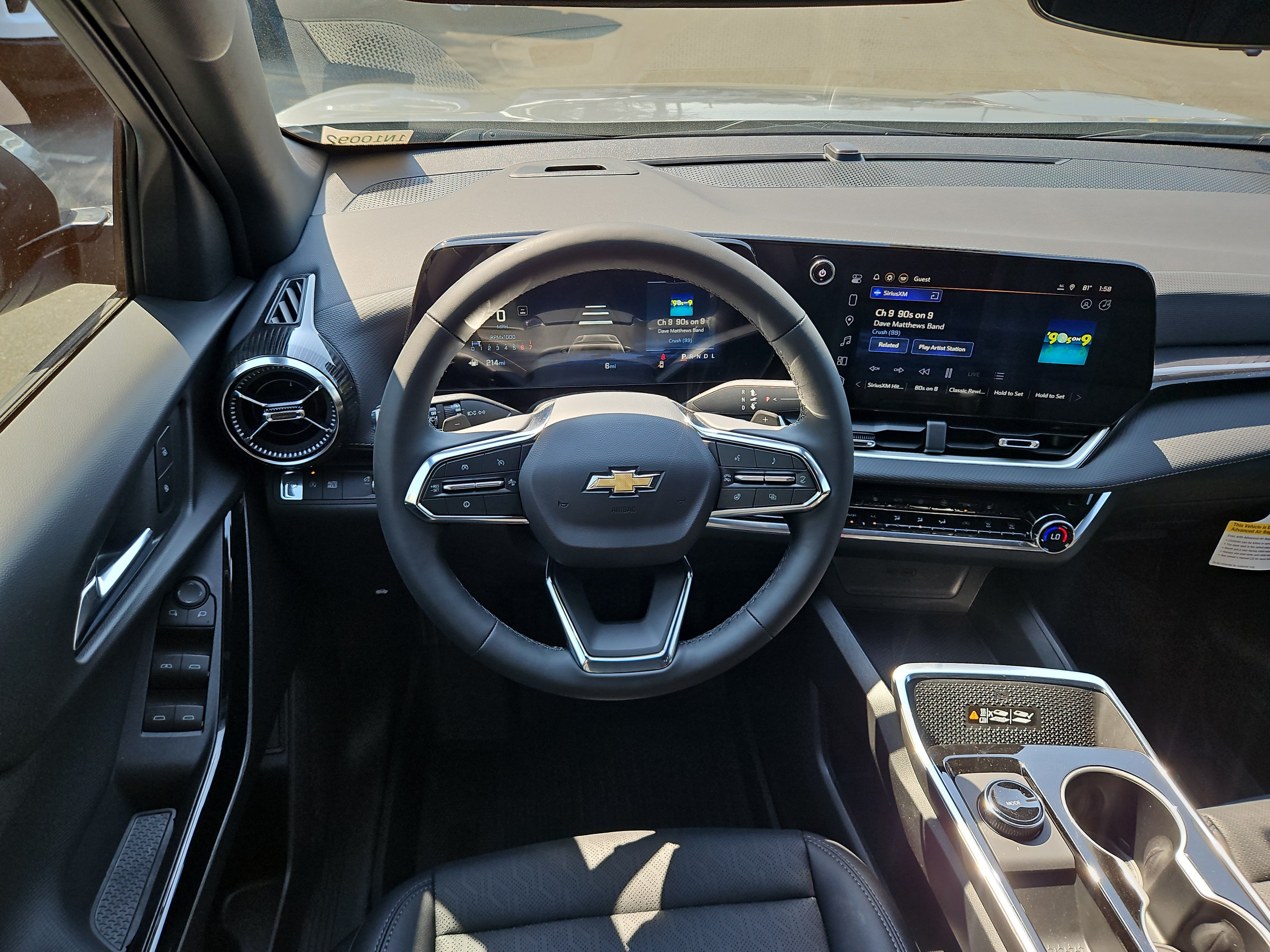 New 2026 Chevrolet Equinox LT w/ Convenience Package II FWD image 12