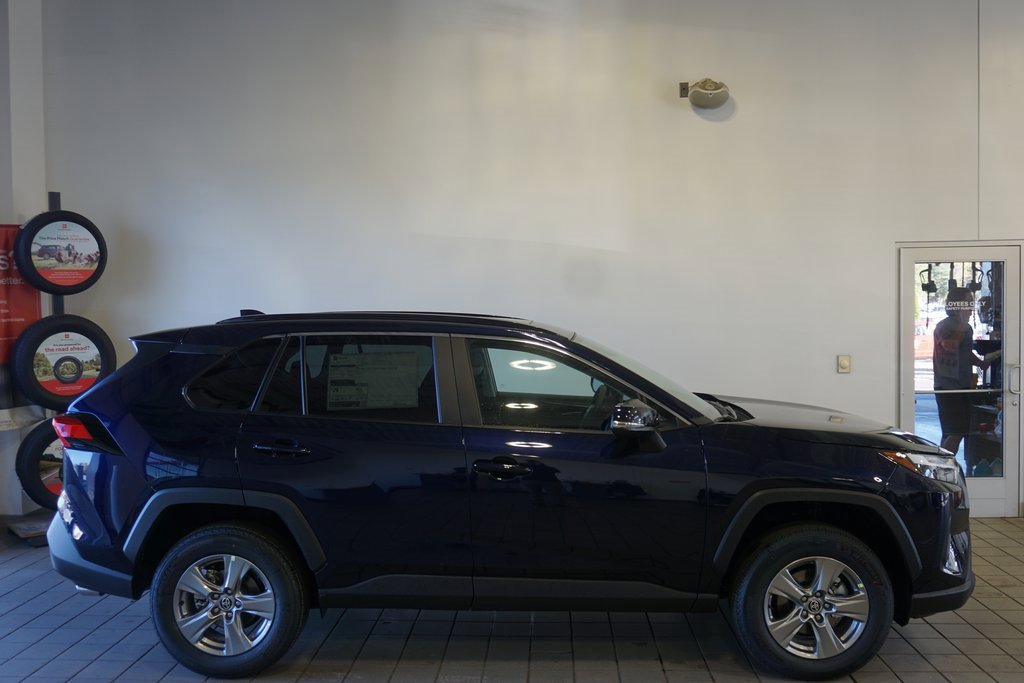 New 2025 Toyota RAV4 XLE image 17