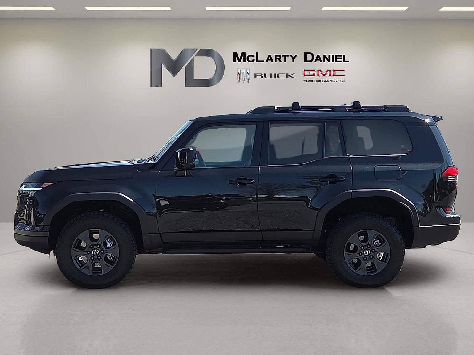 Used 2026 Lexus GX 550 image 3