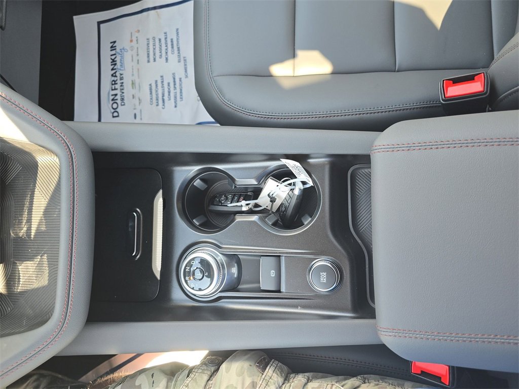 Used 2025 Ford Explorer Active w/ Active Comfort Package image 26