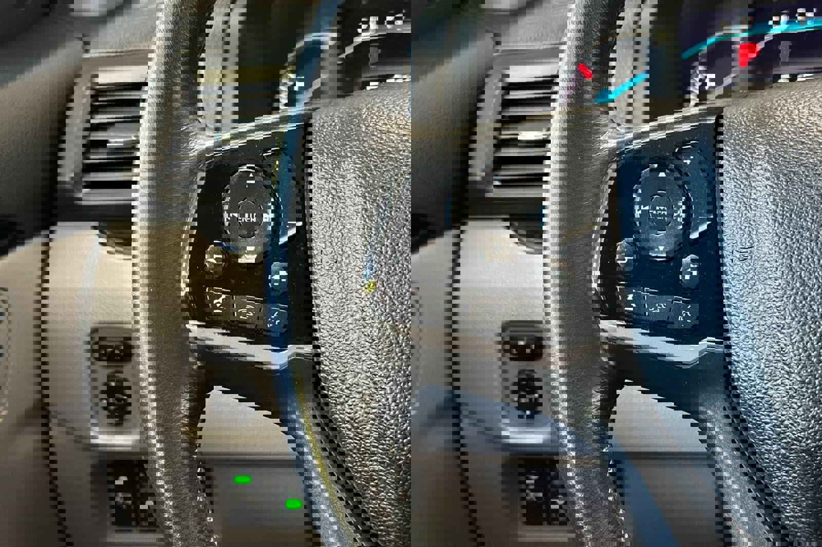 Used 2019 Honda Pilot Touring image 29