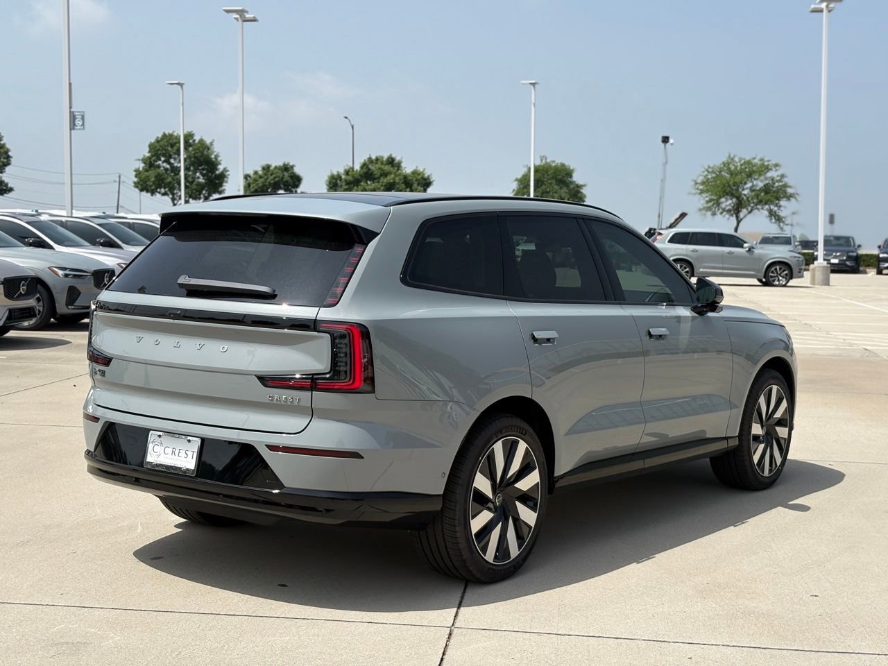 New 2026 Volvo EX90 Plus RWD image 5