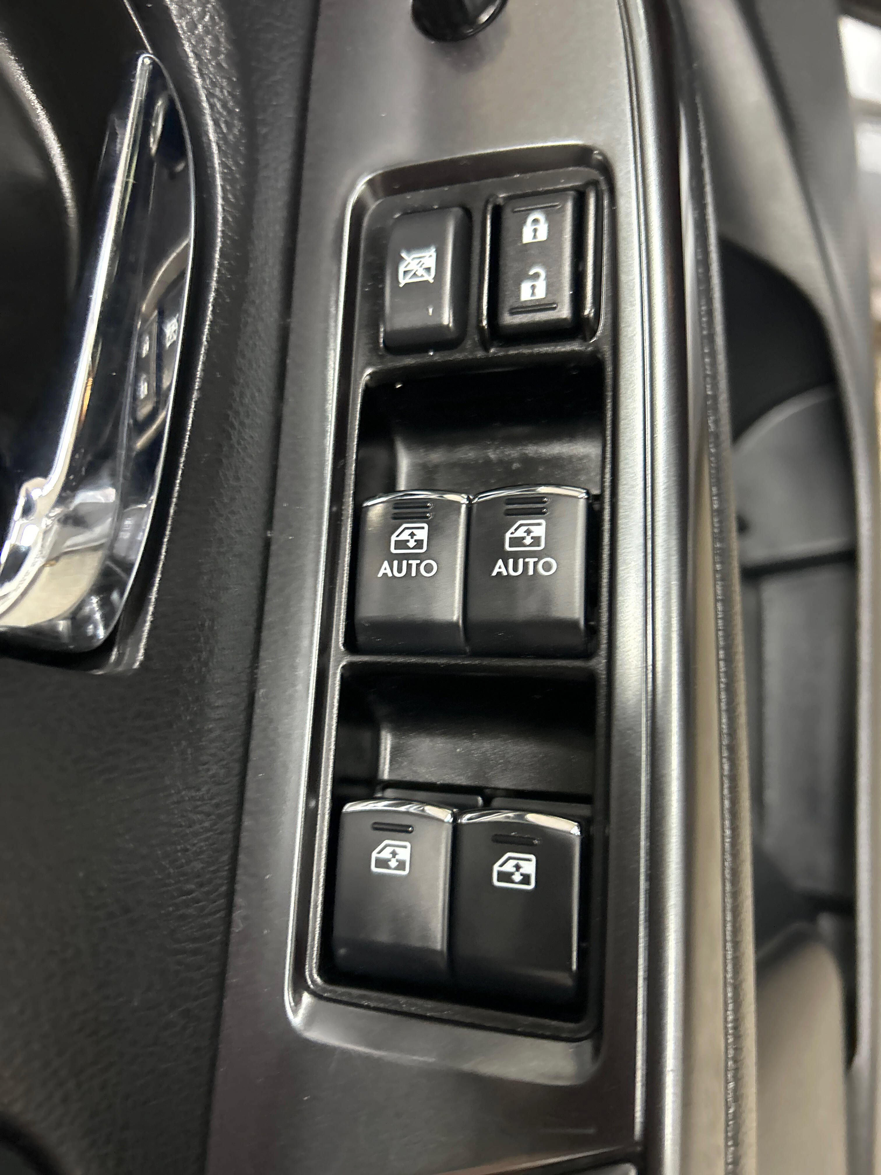 Used 2019 Subaru WRX AWD/4WD image 8