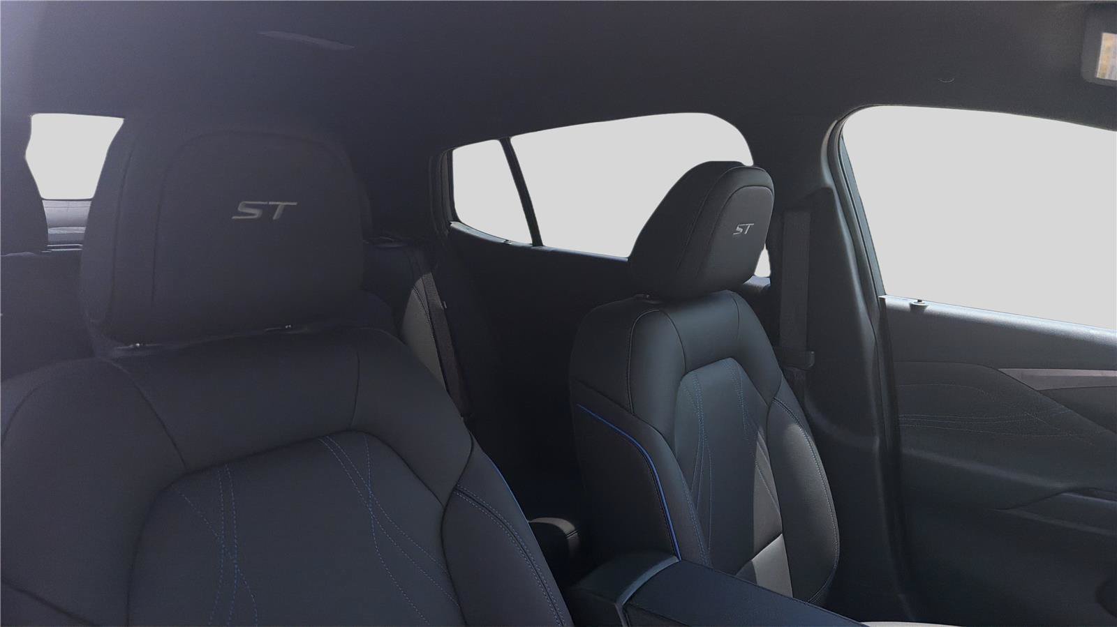 New 2026 Buick Envista Sport Touring w/ Convenience I Package FWD image 24