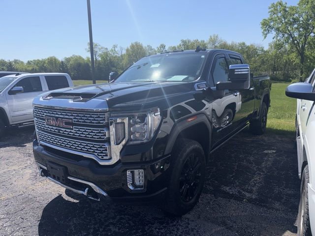 Used 2021 GMC Sierra 2500 Denali w/ Denali Black Diamond Edition AWD/4WD image 13