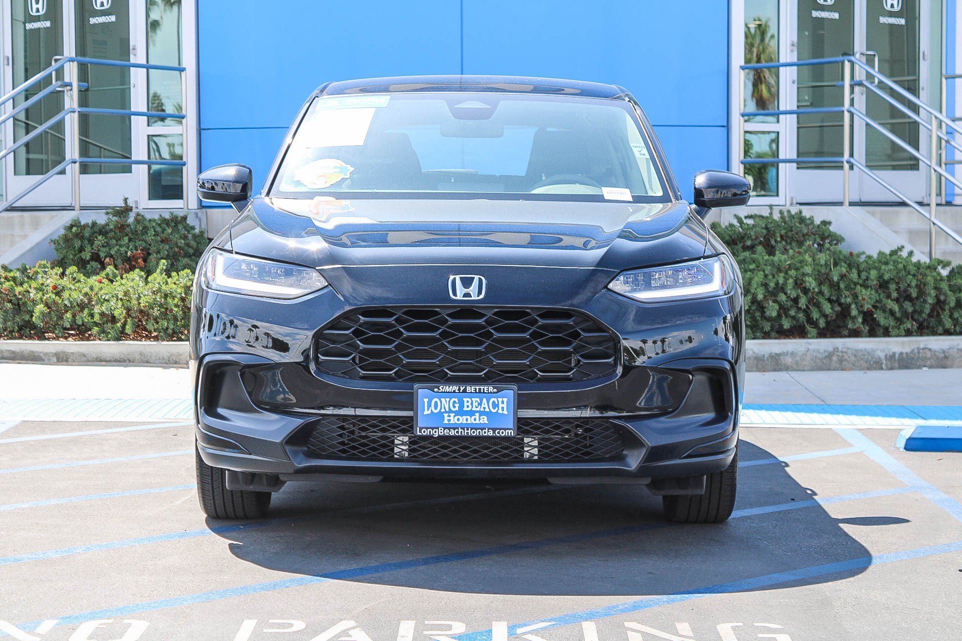 Certified 2024 Honda HR-V LX image 2
