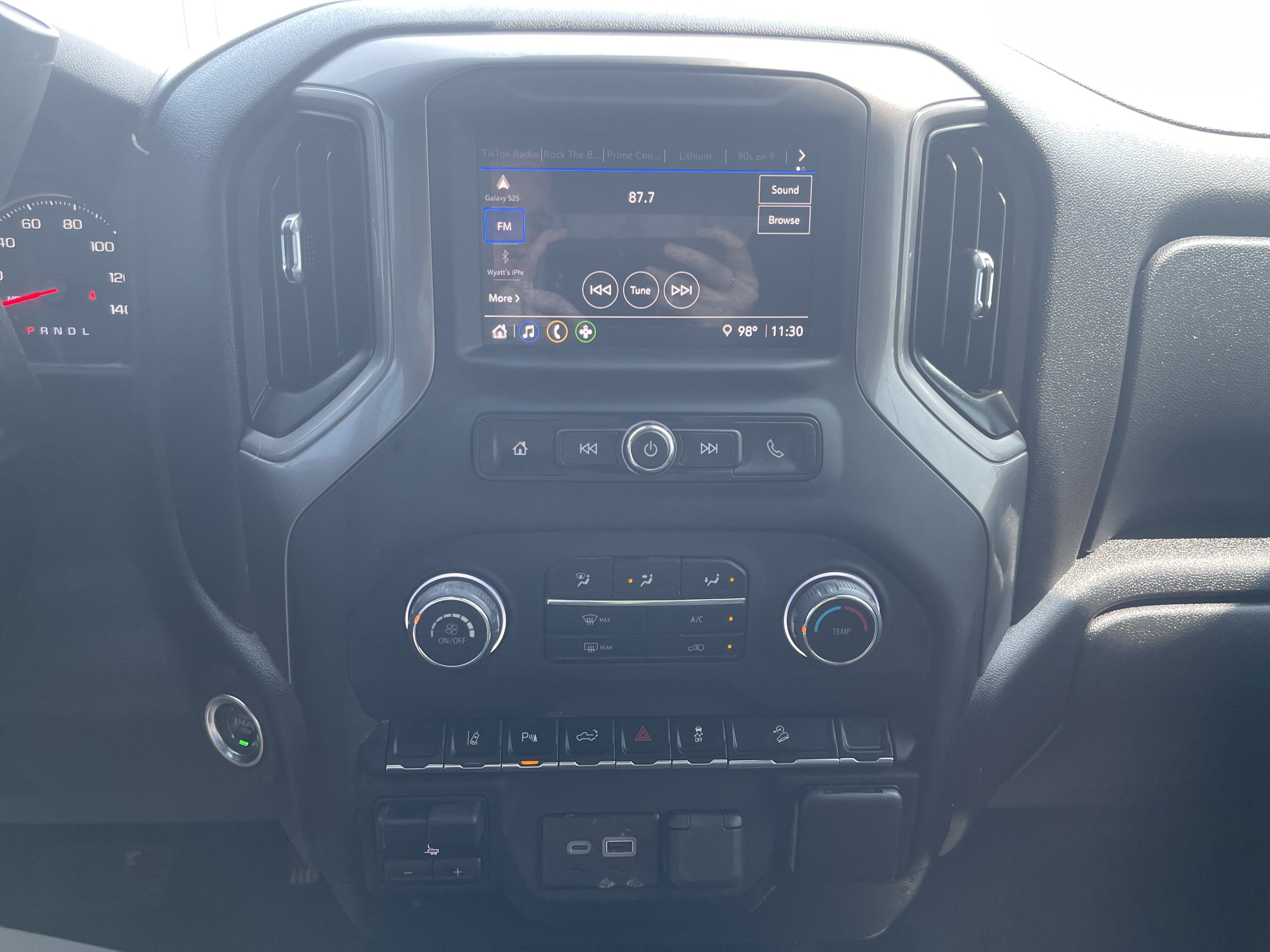 Used 2025 Chevrolet Silverado 2500 Custom w/ Custom Value Package AWD/4WD image 26