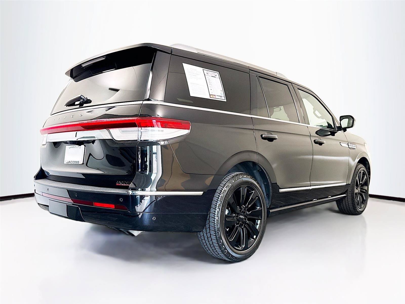 Used 2023 Lincoln Navigator Reserve AWD/4WD image 45