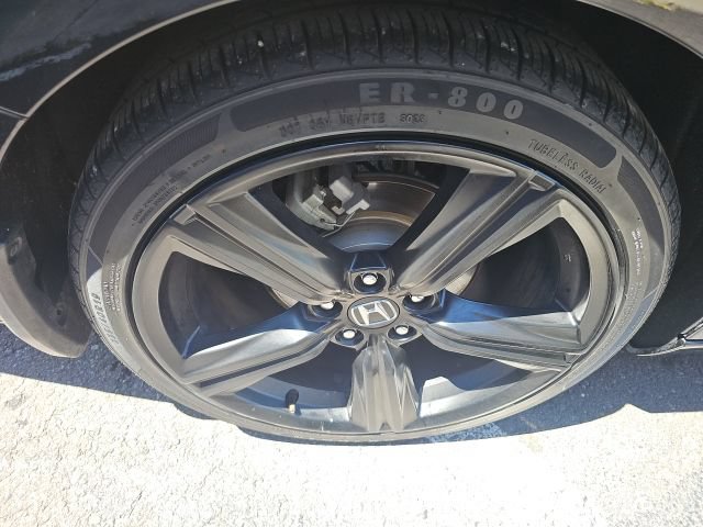 Used 2023 Honda Accord Sport image 9