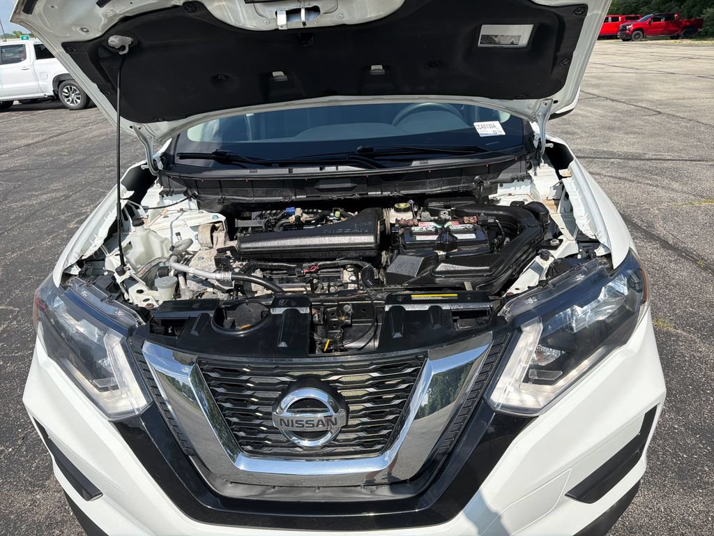 Used 2017 Nissan Rogue S AWD/4WD image 26