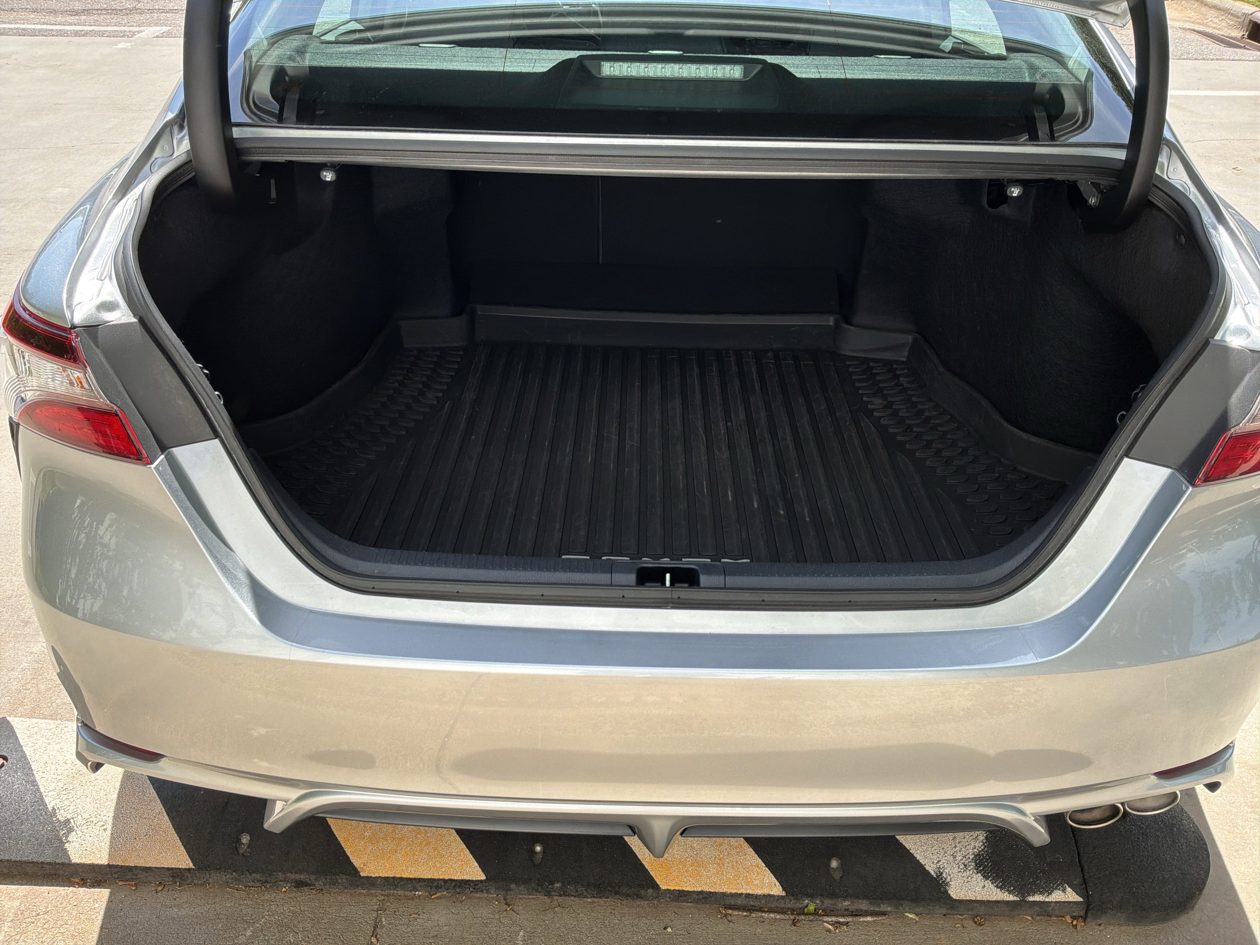 Used 2023 Toyota Camry SE w/ Convenience Package image 31