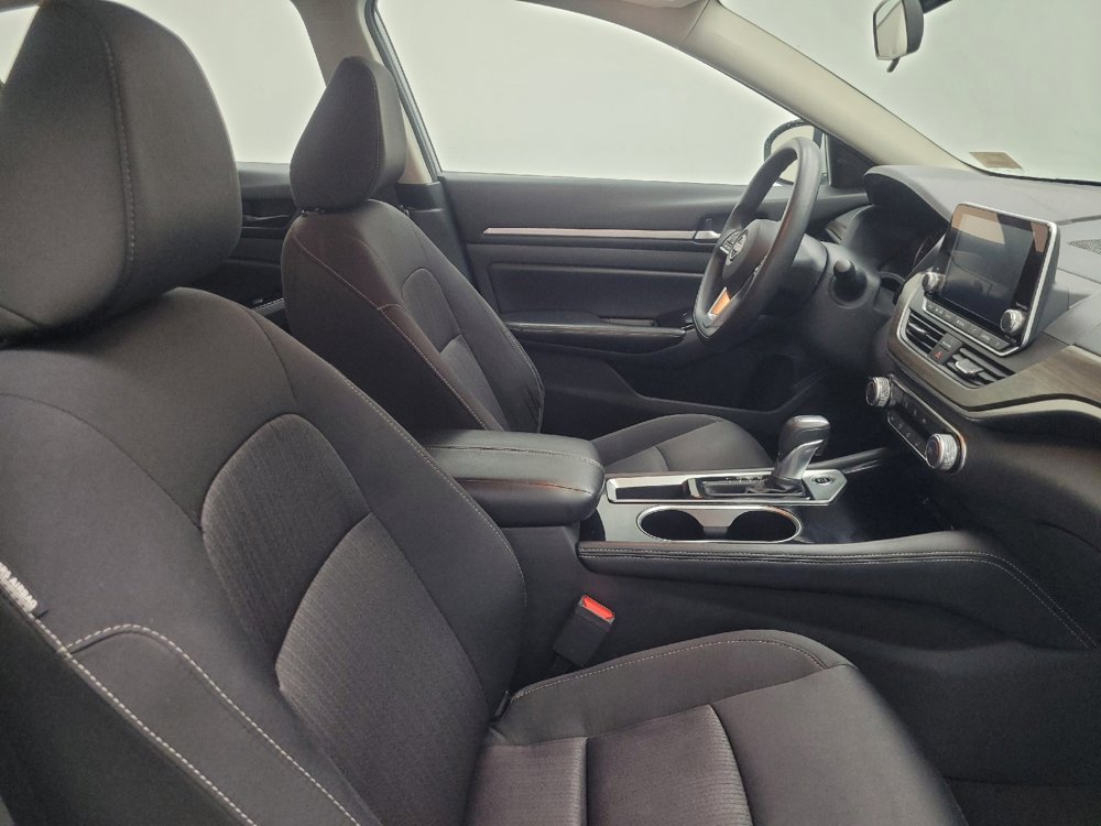 Used 2023 Nissan Altima 2.5 SV image 21