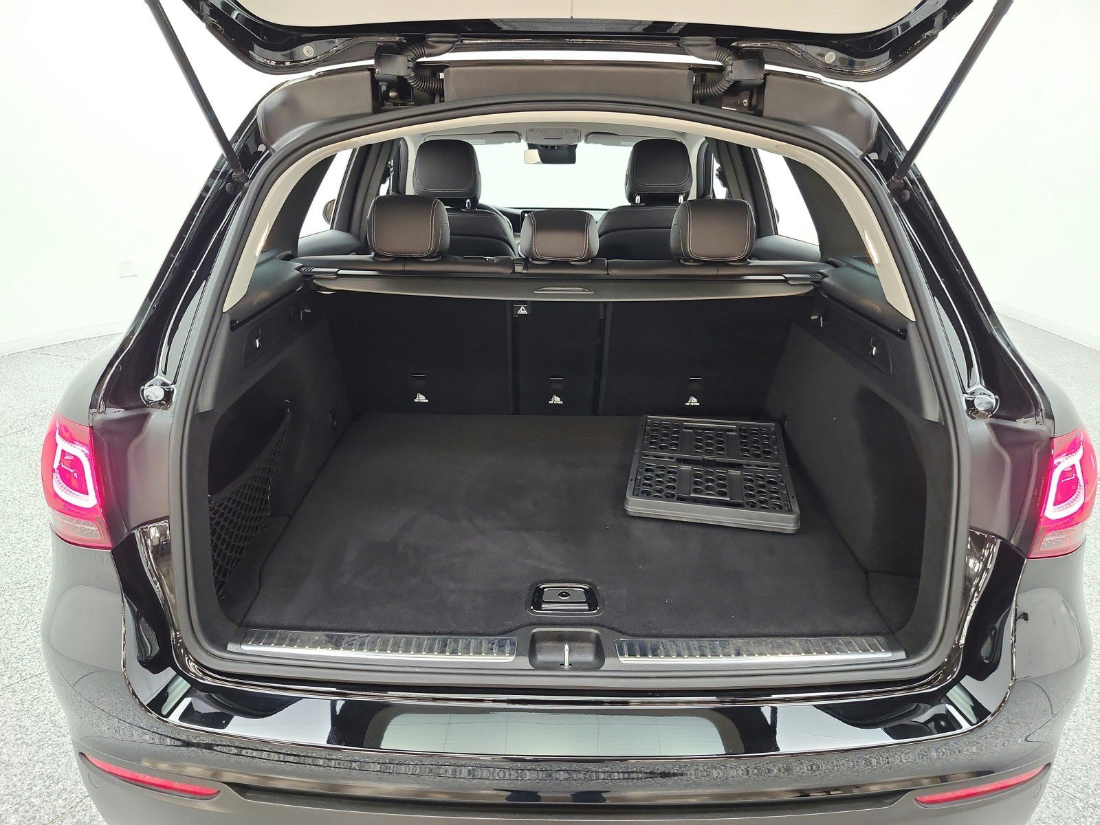 Certified 2022 Mercedes-Benz GLC 300 image 20